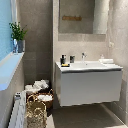 Definitief Gesloten شقة أوستيند